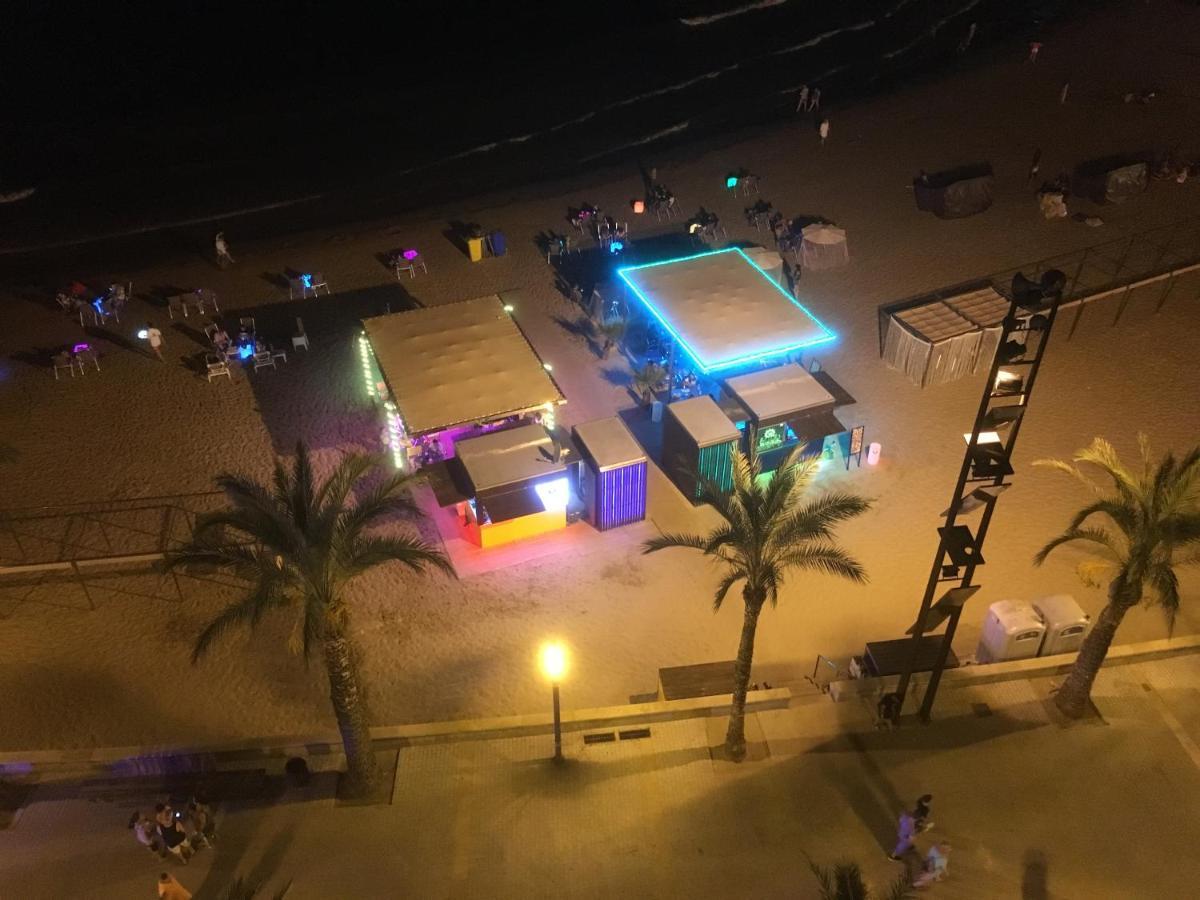 סאלו Appartement Spacieux, Front De Mer, Vue Splendide מראה חיצוני תמונה